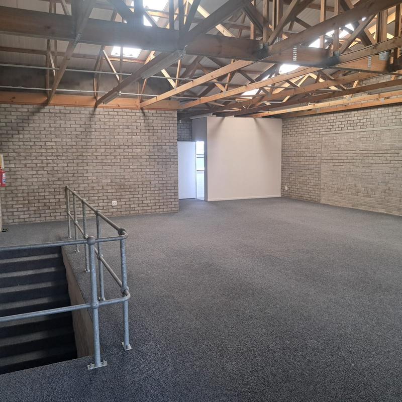 To Let commercial Property for Rent in Newton Park Eastern Cape